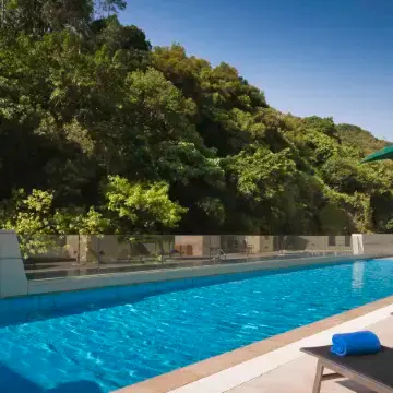 Nina Hotel Island South Отели рядом с достопримечательностью «Парк развлечений Ocean Park»