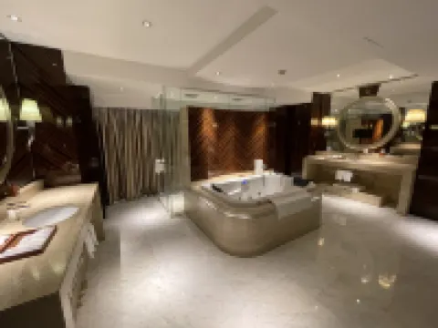Dongfang Mingyuan Hotel Hotels in Longchuan