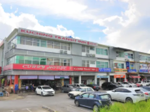 Kuching Transit Inn โรงแรมในกูชิง