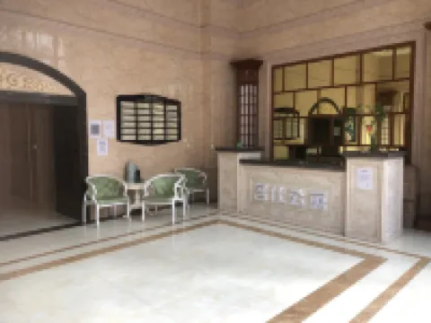 Luxury Mingshi Apartment - Condos