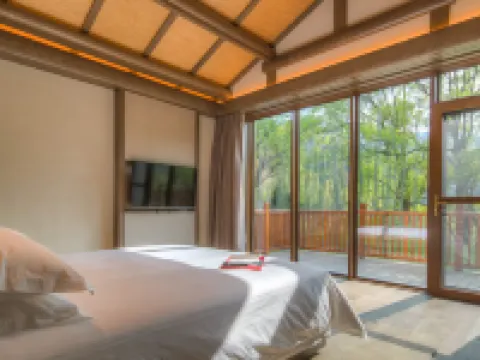 Julong Guniujiang Resort Hotéis em Shitai