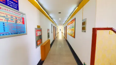 Qingtongxia Qingfeng Hotel Отели в г. Цинтунся