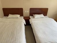 灵寿品宜宾馆 - 标准双床房