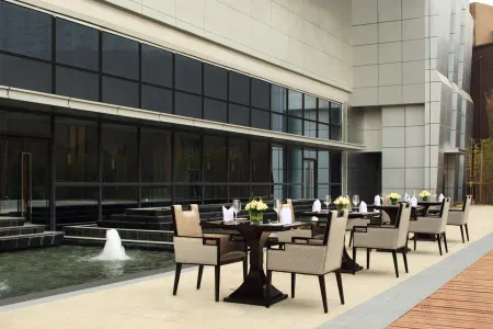 Wanda Realm Fuyang Отели рядом с достопримечательностью «Fuyang Technology Vocational School»