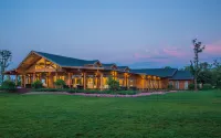 Taiping Lake Forest Chalet Hotel