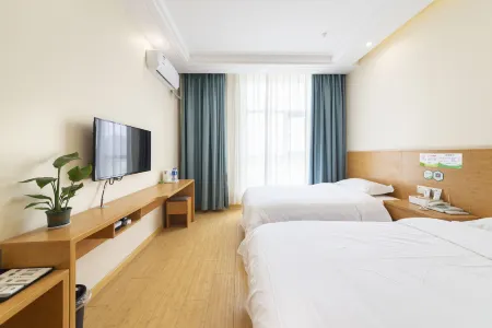 99inn Selected (Lanzhou Zhongchuan Airport) Отели рядом с достопримечательностью «Gansu University of Political Science and Law Lanzhou New Area New Campus»