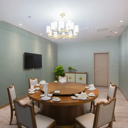 LN DONGFANG BOUTIQUE