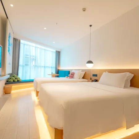 Huayi Hotel