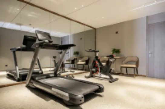 麓楓飯店（鄂州高鐵站店）