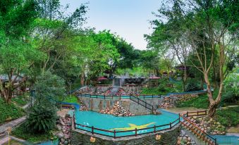 Emeishan Hot Spring Hotel