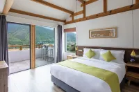 LUX* Tea Horse Road Sangushui Hotels in Yulong