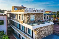 Antarctica Linghai Homestay Hotels near Jiaowei Corner Beacon