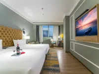 LUX CABINS Hotel (Meizhou Xingning Station Xingyi Plaza Store) Hotels in Xingning