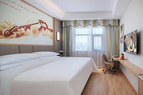 Vienna 3 Best Hotel(Chaoyang Middle Road,Ruzhou) - Wifi