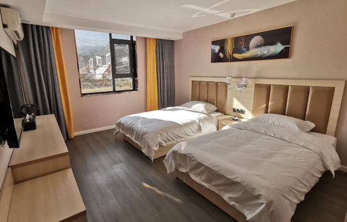 Yindu Hotel, Pugue County