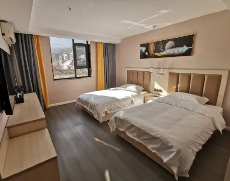 Yindu Hotel, Pugue County