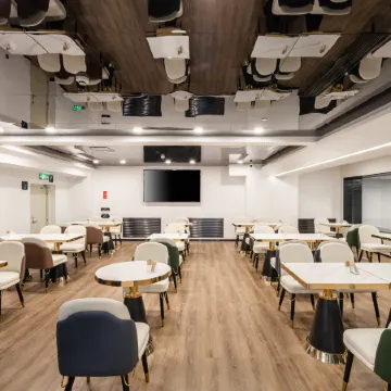 Atour Hotel Chifeng Hongshan Wanda Plaza Sports Center