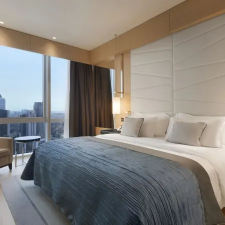 Wyndham Grand Istanbul Levent Hotel & Conference Center Отели рядом с достопримечательностью «Парк Бебек»