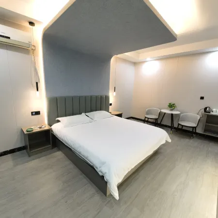 Yiwu Yunshang Hotel (Huzhai Vegetable Market Branch)