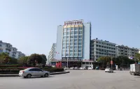 Riverside Hotel