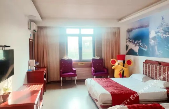 天津遠大之星（航母）酒店