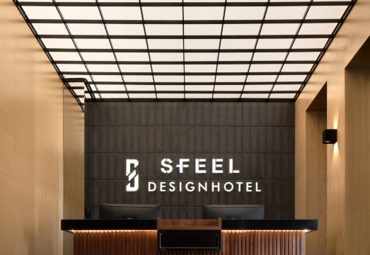 4. 에스필 디자이너..