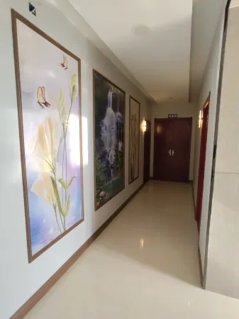 Pianguan Laoniuwan Business Hotel Отели в г. Пяньгуань