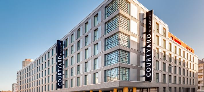 Courtyard by Marriott Cologne ケルンのホテル