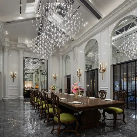 YU LAN HOTEL
