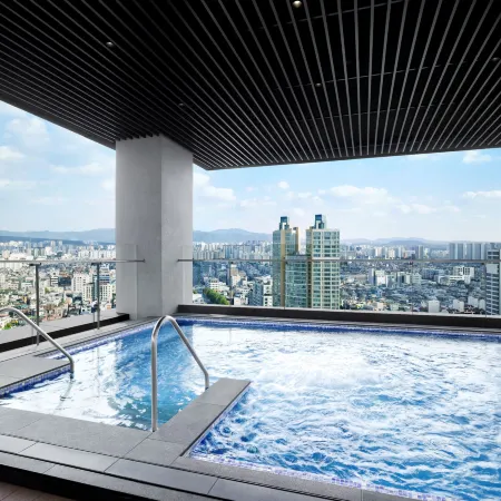 Sofitel Ambassador Seoul Hotel & Serviced Residences