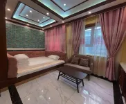 Urumqi County Yanzhigu Mountain Lodge