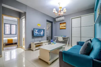 Pengcheng Hotel Apartment (hi-tech Park subway station)
