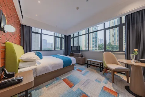 Dongchen Holiday Hotel (Yichang Yiling Wanda Square)