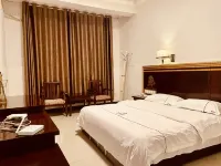 Menglian Chaorun Hotel