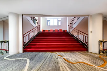 Grapefruit Hotel Отели рядом с достопримечательностью «North China University of Water Resources and Electric Power Relational Area»