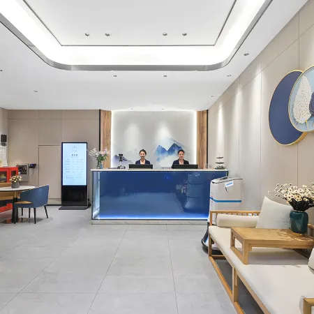 Yahou Light Luxury Hotel