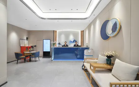 Yahou Light Luxury Hotel Отели рядом с достопримечательностью «Yancheng Vocational and Technical Institute of Industry»