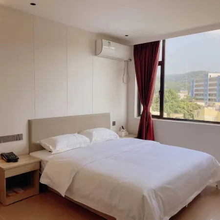 Yunfu Lidu Hotel