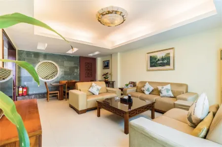 Jiangmen Gudou Hot Spring Yaheju Villa Отели рядом с достопримечательностью «Gudou Hot Spring Tourist Resort»