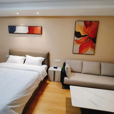Longkou•Yu Hotel（Longhu Paradise Walk, Poly Plaza）