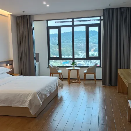 Fuding Boyang Village Zhenxing Hotel
