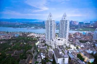 Jinghong Youyi Hotel (Gaozhuang Star Night Market) Hotels near Gaozhuang Xishuangjing (Gate 2)