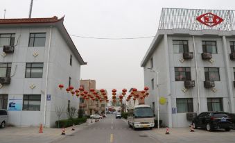 Cangzhou Hotel