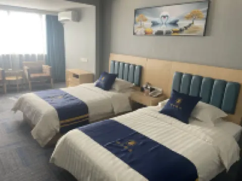 Super 8 Select Hotel (High-speed Railway Station Central Shopping Mall Pedestrian Street)