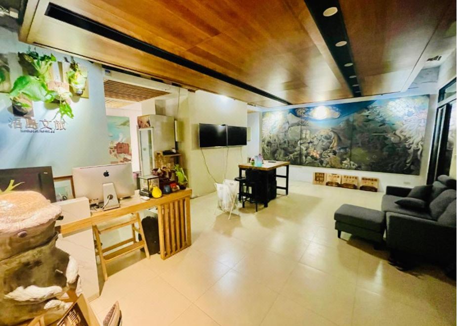 4. WD Hotel..