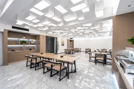 Nanchong Homestay Отели рядом с достопримечательностью «Chenshou Wanjuan Tower»