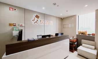 Jiuju Hotel