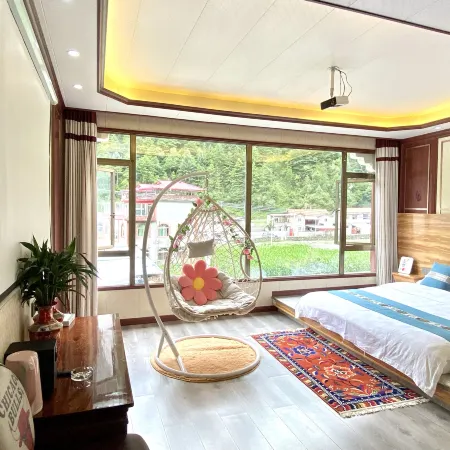 maple leaf Homestay