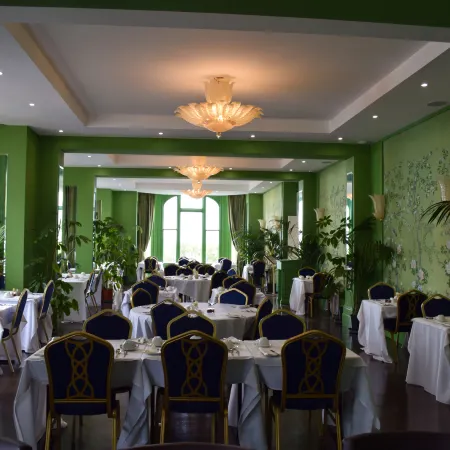 The Chatsworth Hotel