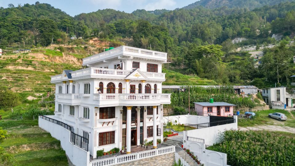 The White House Villa 8 Bedroom with Swimming Pool